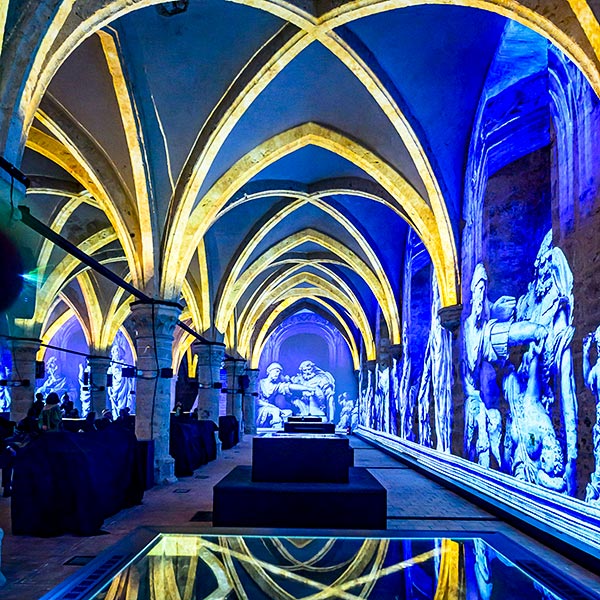 visuel son et lumiere Chartres 1000 ans d'éclat