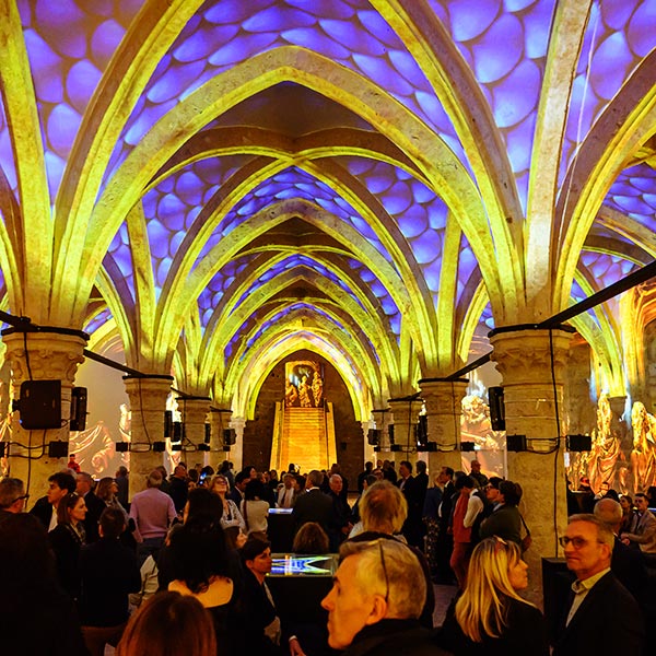 Chartres 1000 ans d'éclat le spectacle historique commenté par Stephane Bern